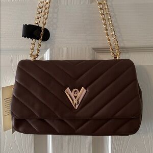 NWT Gorgeous Quilted Shoulder Bag!